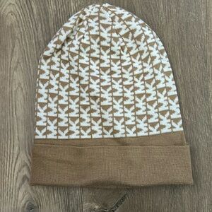 Michael Kors hat